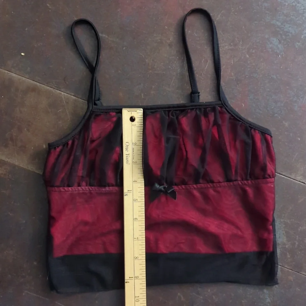 Shein Cropped Tank - Picture 3 of 7